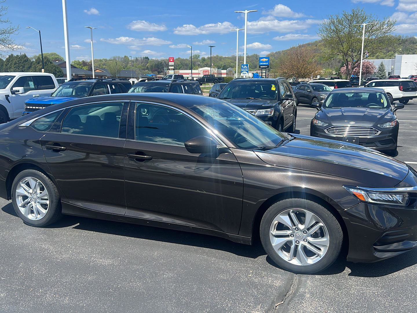 Used 2018 Honda Accord LX image 2