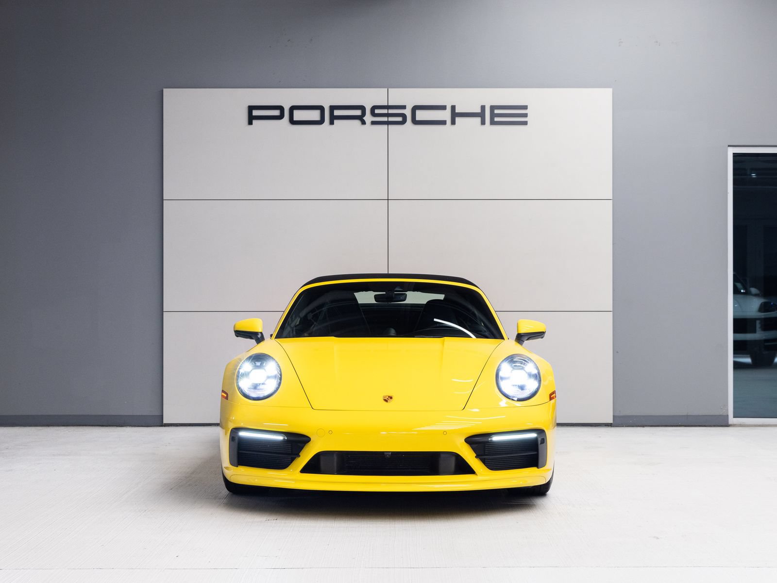 Certified 2022 Porsche 911 Carrera S RWD image 12