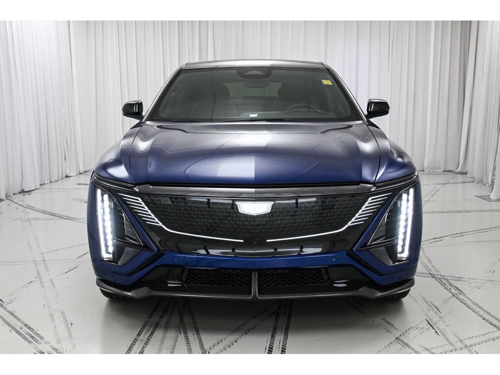 New 2026 Cadillac Lyriq V w/ Exterior Carbon Fiber Package AWD/4WD image 3