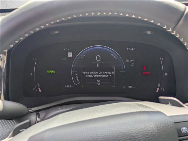 Used 2025 Toyota Camry SE image 13