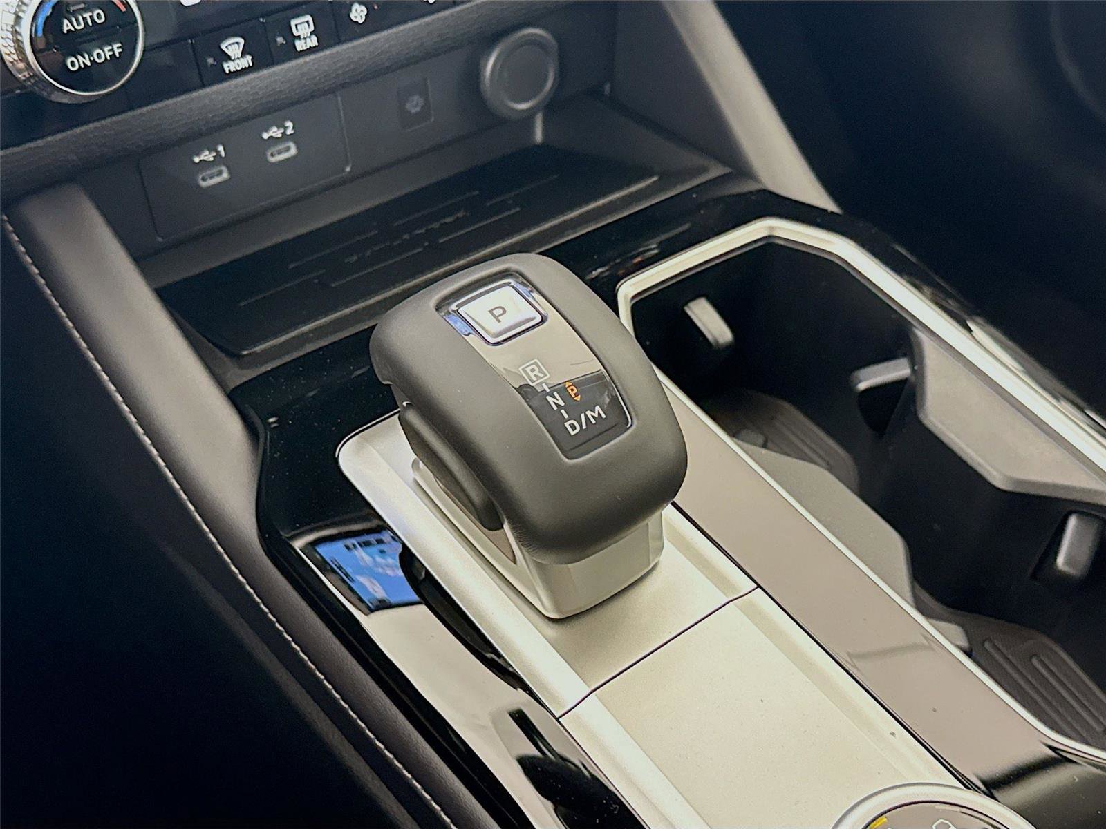 New 2026 Mitsubishi Outlander SE image 14