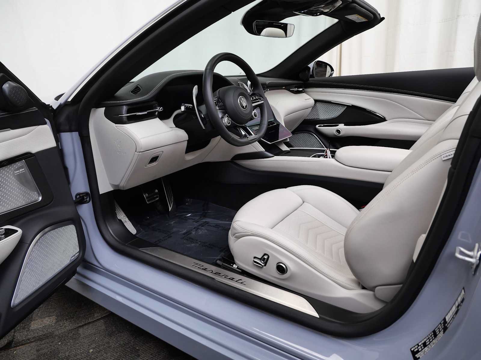 Used 2025 Maserati GranCabrio Modena AWD/4WD image 18