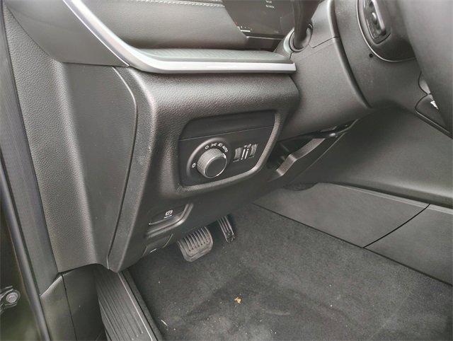 New 2025 Jeep Grand Cherokee Altitude image 14