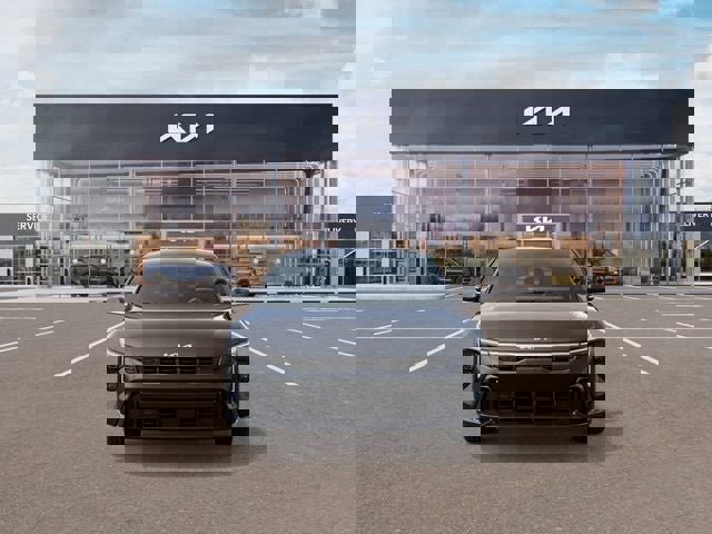 New 2025 Kia K4 GT-Line image 2