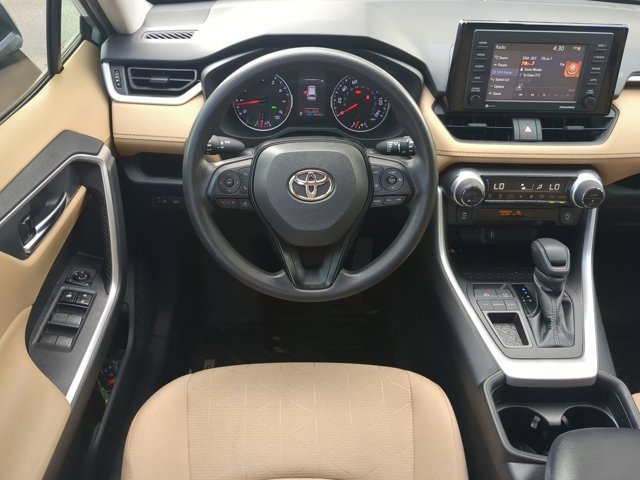 Used 2021 Toyota RAV4 XLE image 15