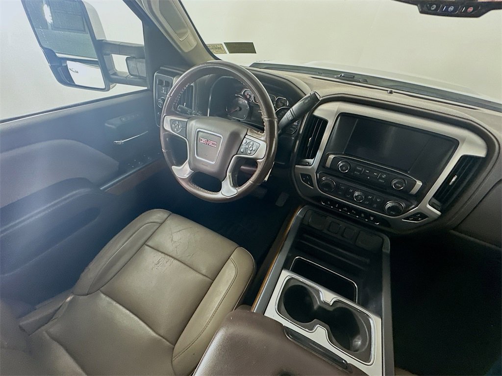 Used 2018 GMC Sierra 2500 SLT w/ Duramax Plus Package image 9