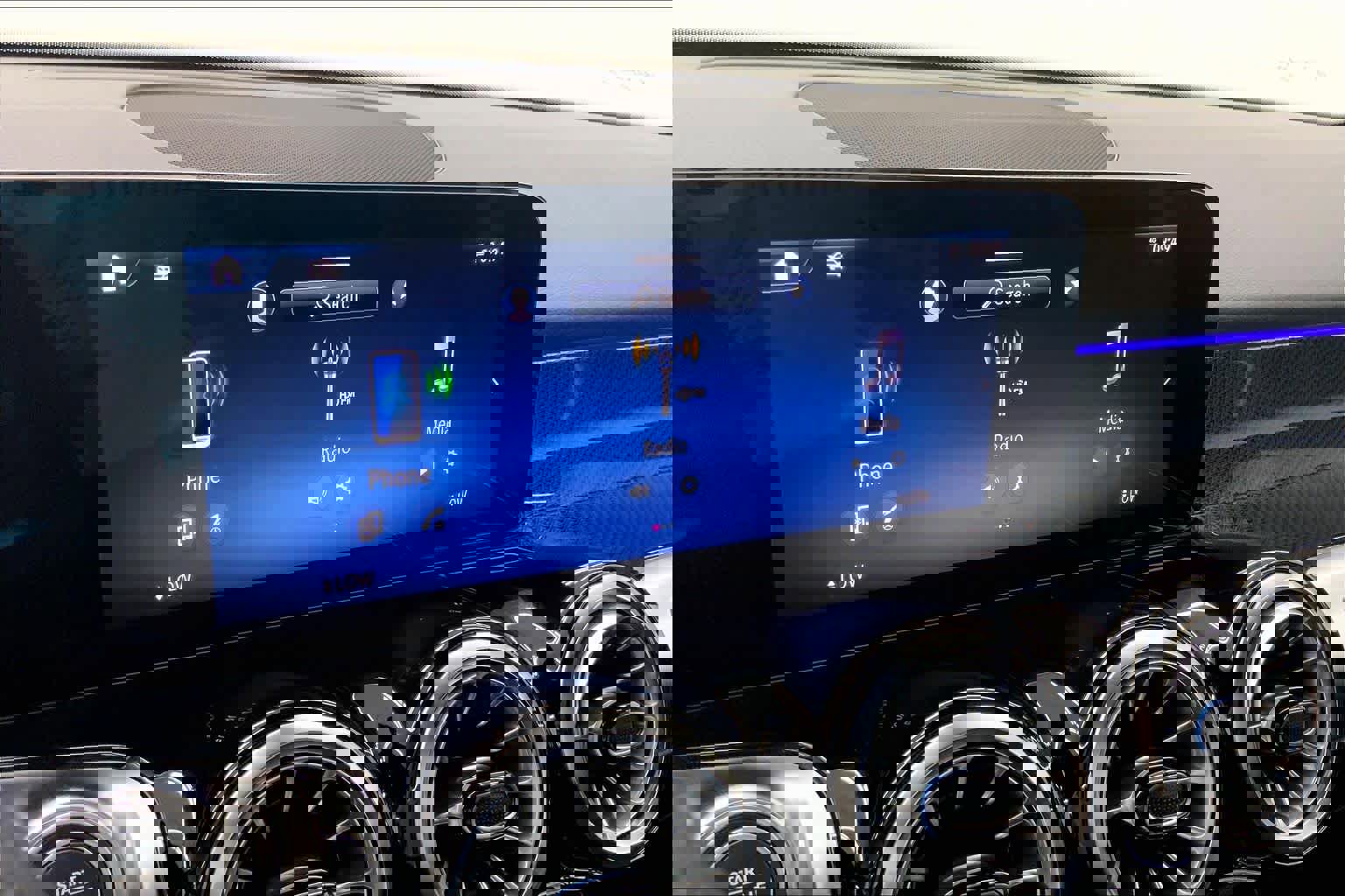 Used 2025 Mercedes-Benz GLB 250 image 24