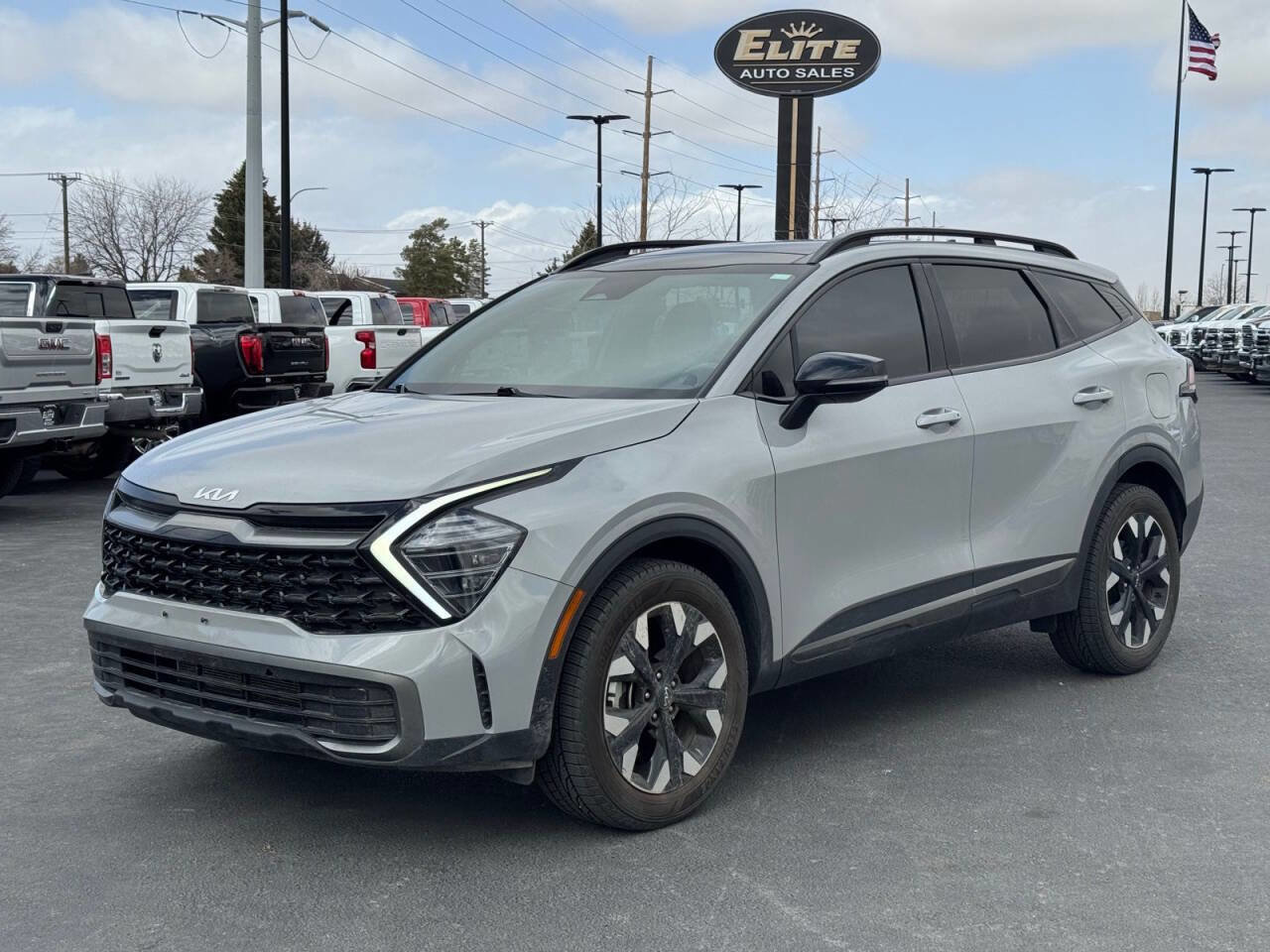 Used 2024 Kia Sportage X-Line w/ X-Line Premium Package image 3