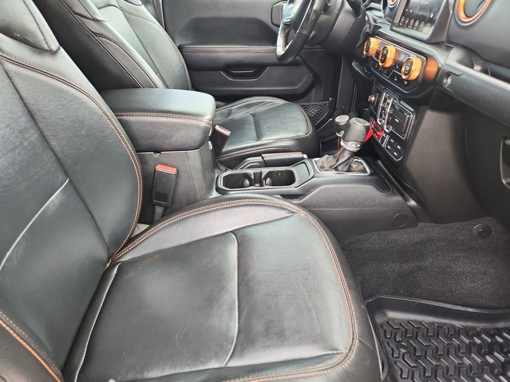 Used 2023 Jeep Gladiator Mojave w/ Cold Weather Group AWD/4WD image 15