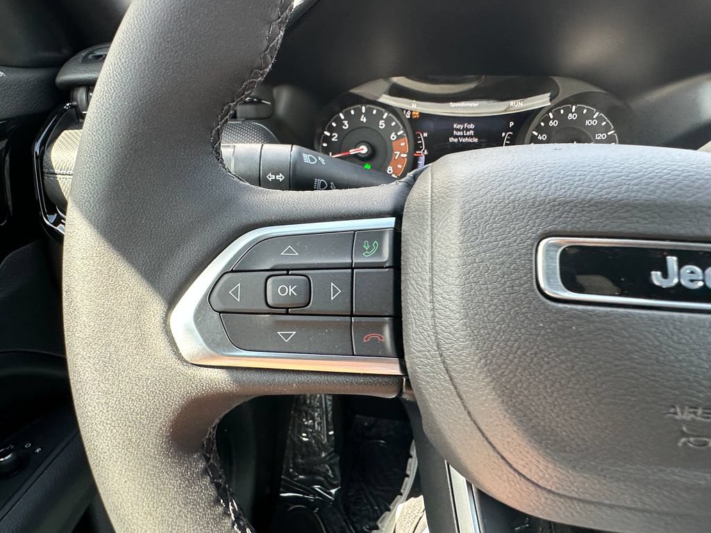 New 2026 Jeep Compass Latitude AWD/4WD image 19