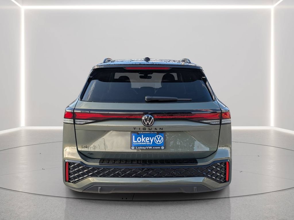 New 2026 Volkswagen Tiguan SE R-Line FWD image 5