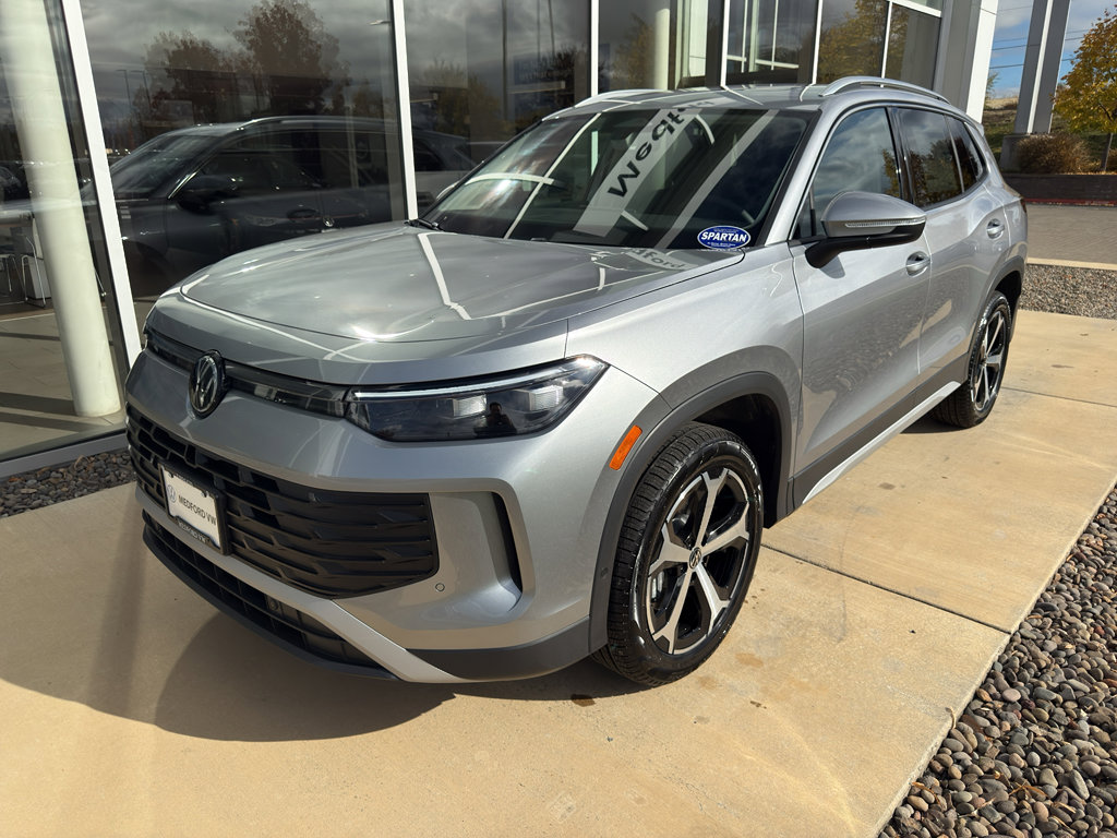 New 2026 Volkswagen Tiguan SE