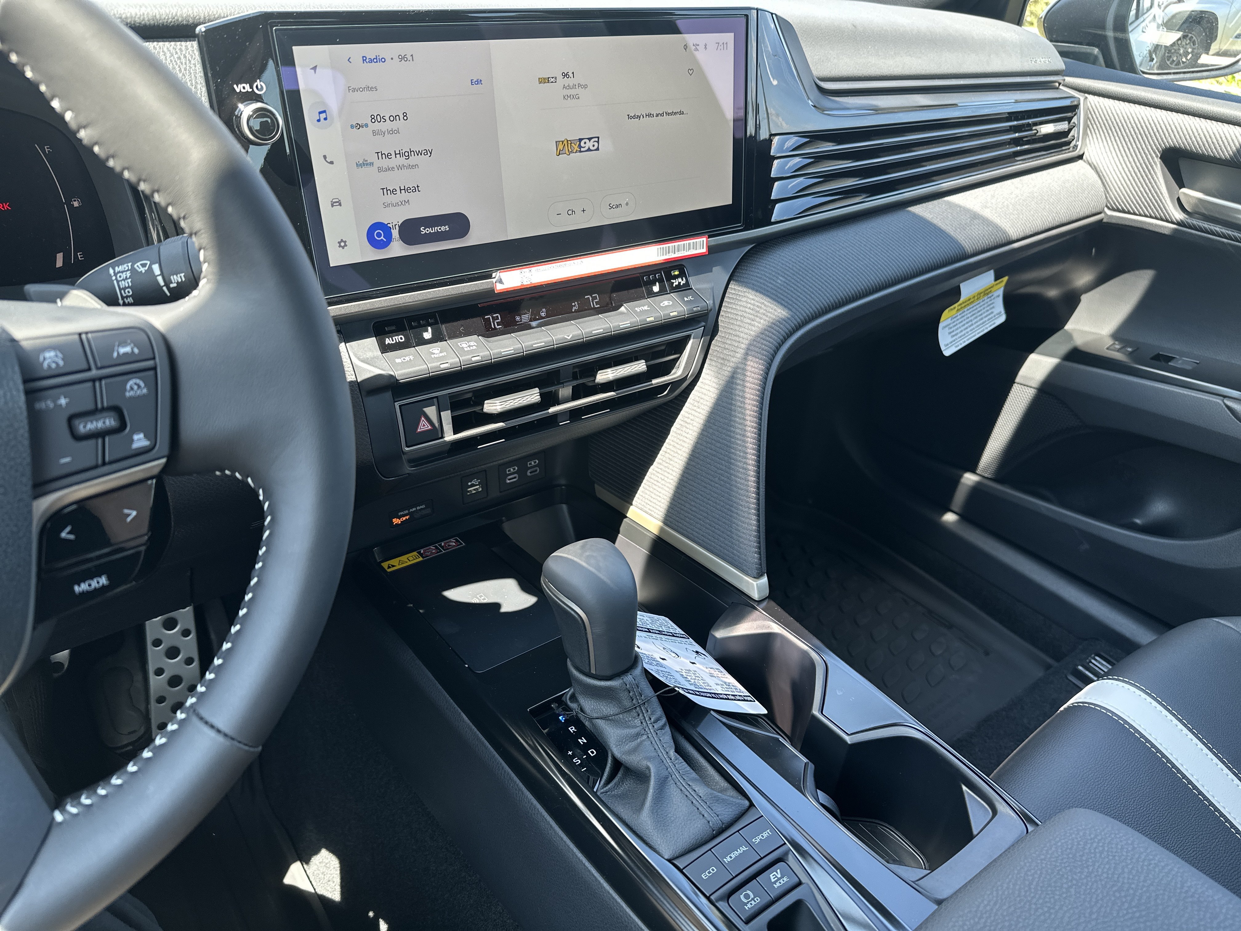 New 2026 Toyota Camry SE w/ Multimedia Upgrade Package FWD image 20