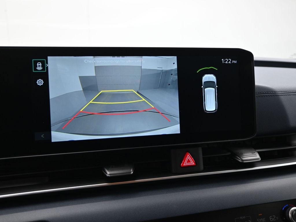 Used 2025 Kia Carnival EX image 16