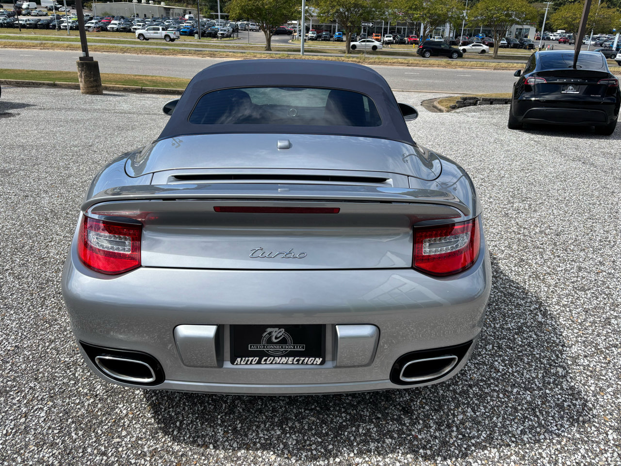 Used 2011 Porsche 911 Turbo image 12
