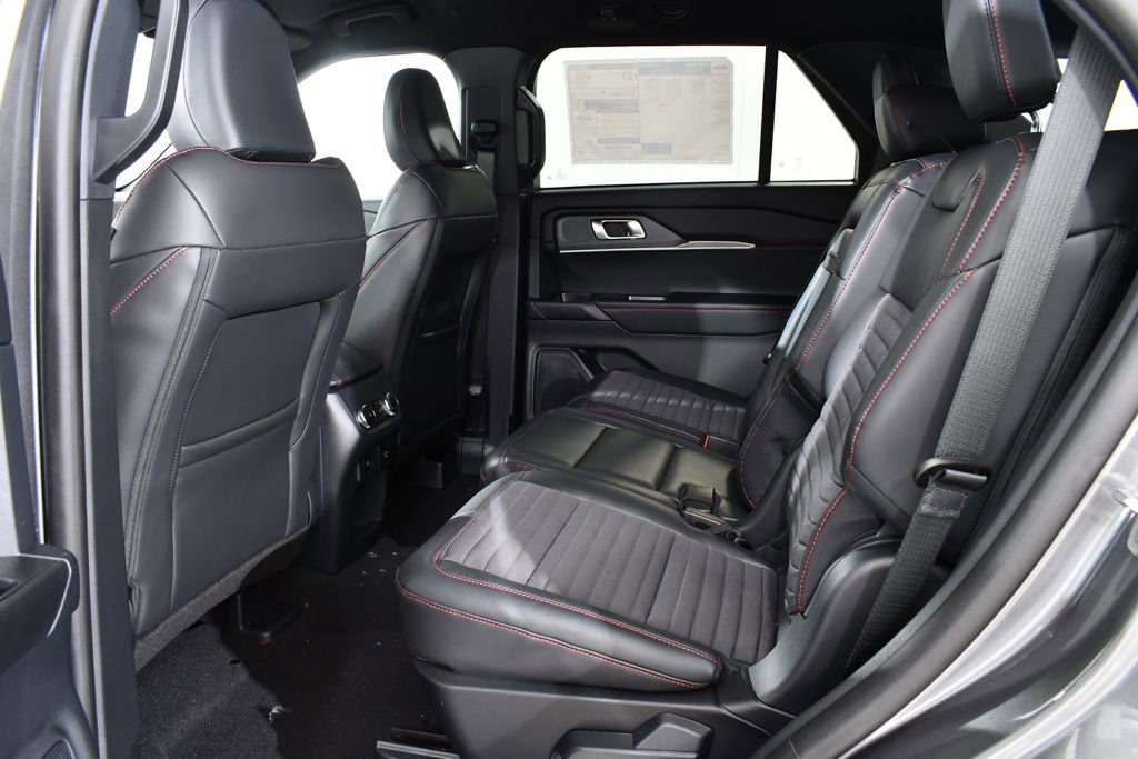 New 2026 Ford Explorer ST-Line AWD/4WD image 16
