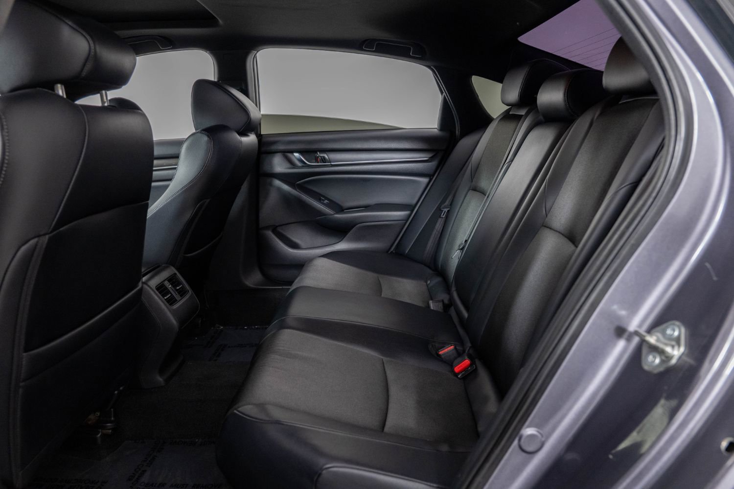 Used 2018 Honda Accord Sport image 19