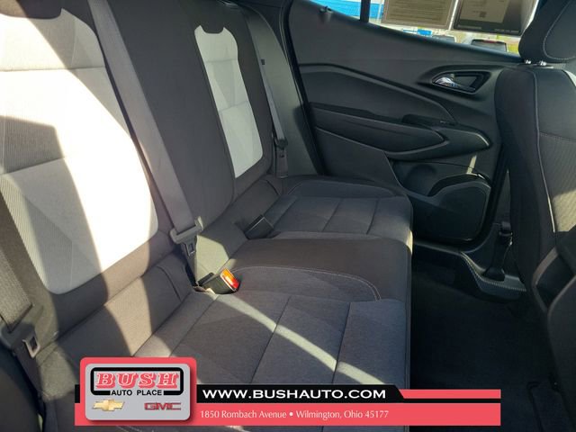 Used 2025 Chevrolet Trax RS w/ Driver Confidence Package image 13