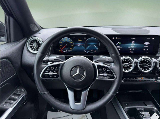 Certified 2022 Mercedes-Benz GLB 250 4MATIC image 10