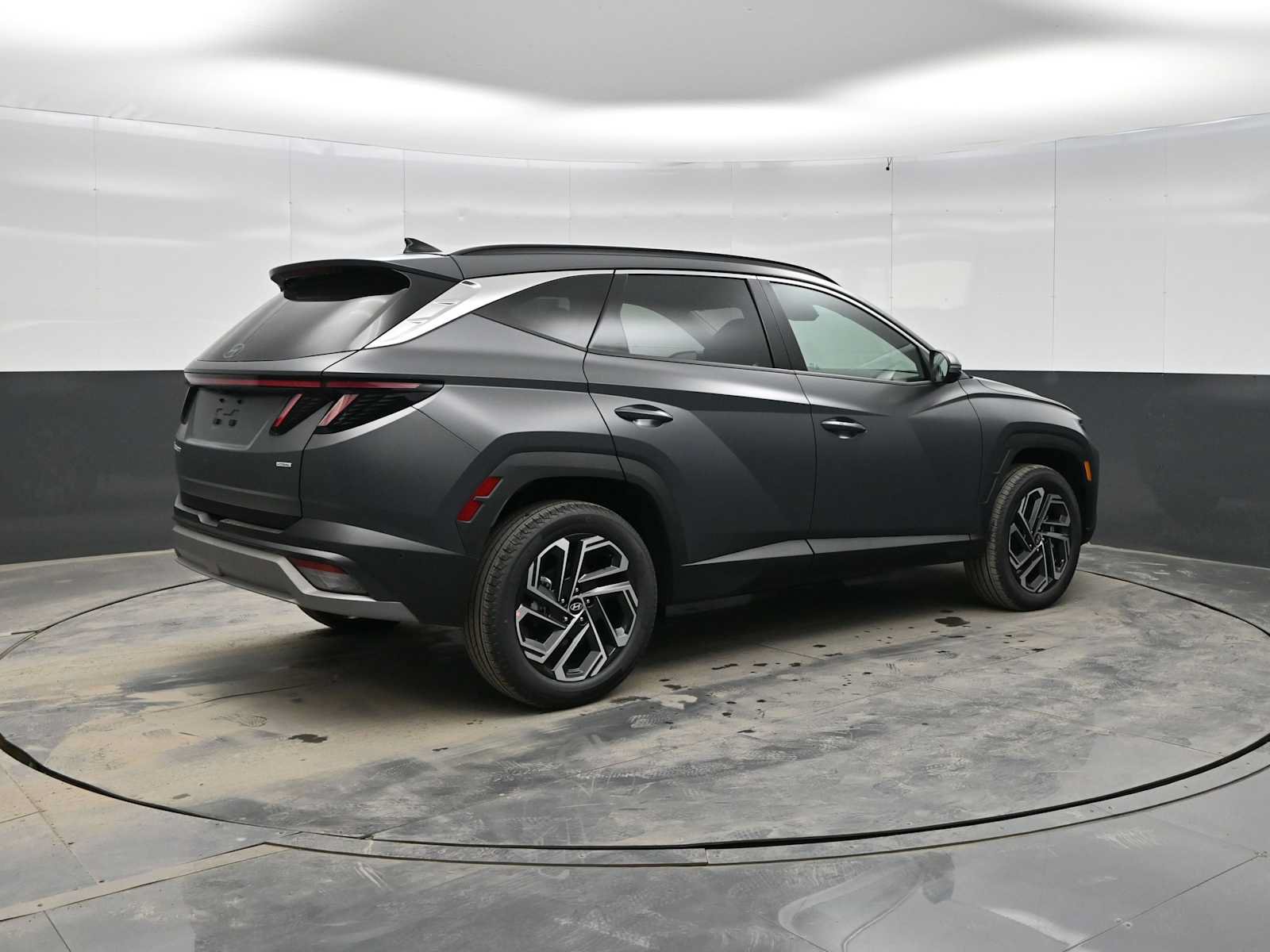 New 2026 Hyundai Tucson Limited AWD/4WD image 8
