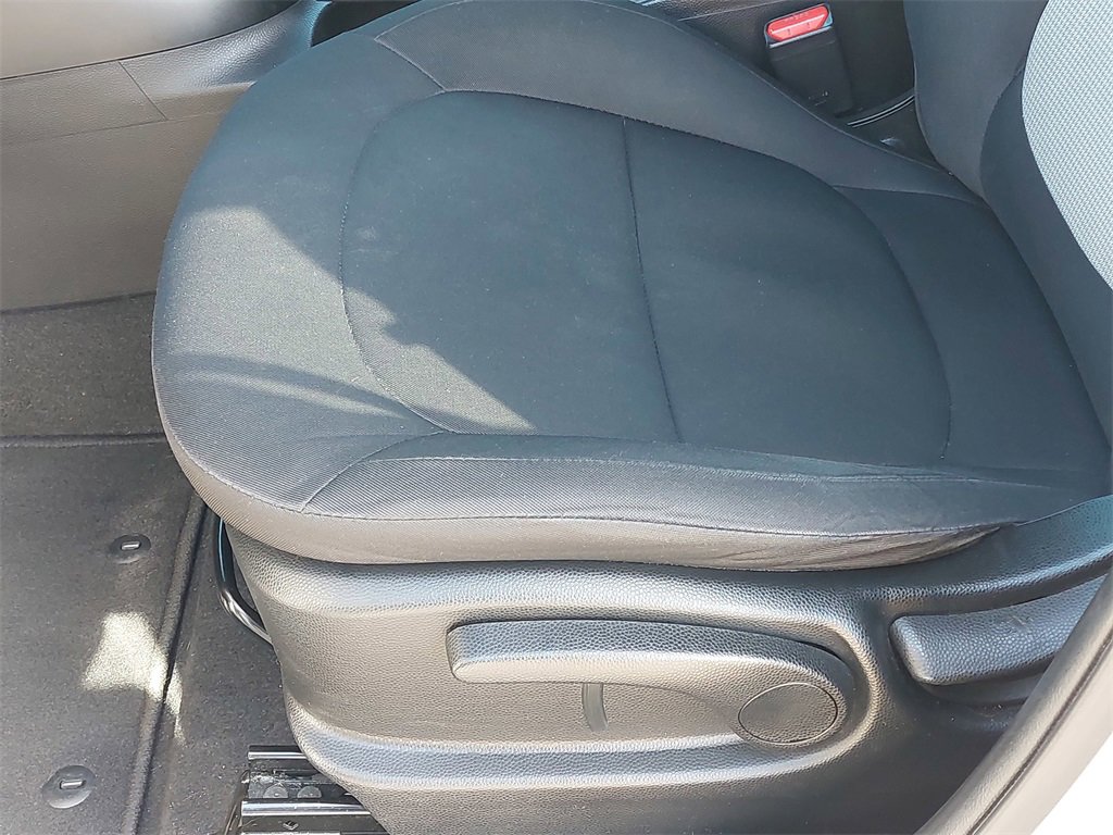 Used 2014 Kia Soul Base image 23