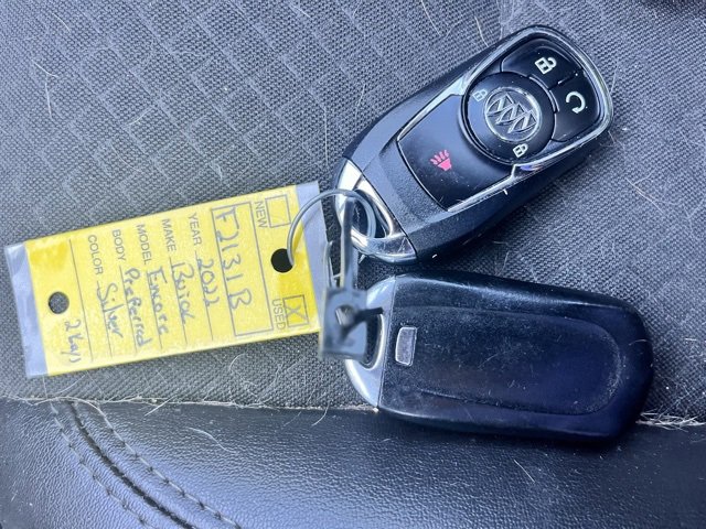 Used 2022 Buick Encore Preferred w/ Safety Package image 11