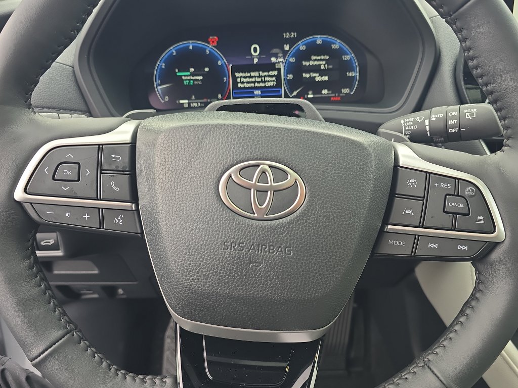Used 2026 Toyota Grand Highlander Platinum image 29