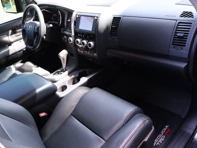 Used 2021 Toyota Sequoia TRD Pro AWD/4WD image 28