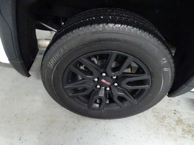 Used 2024 GMC Sierra 1500 Elevation image 33