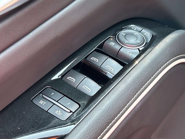 Used 2023 Cadillac Escalade Sport w/ LPO, ONYX Package AWD/4WD image 26