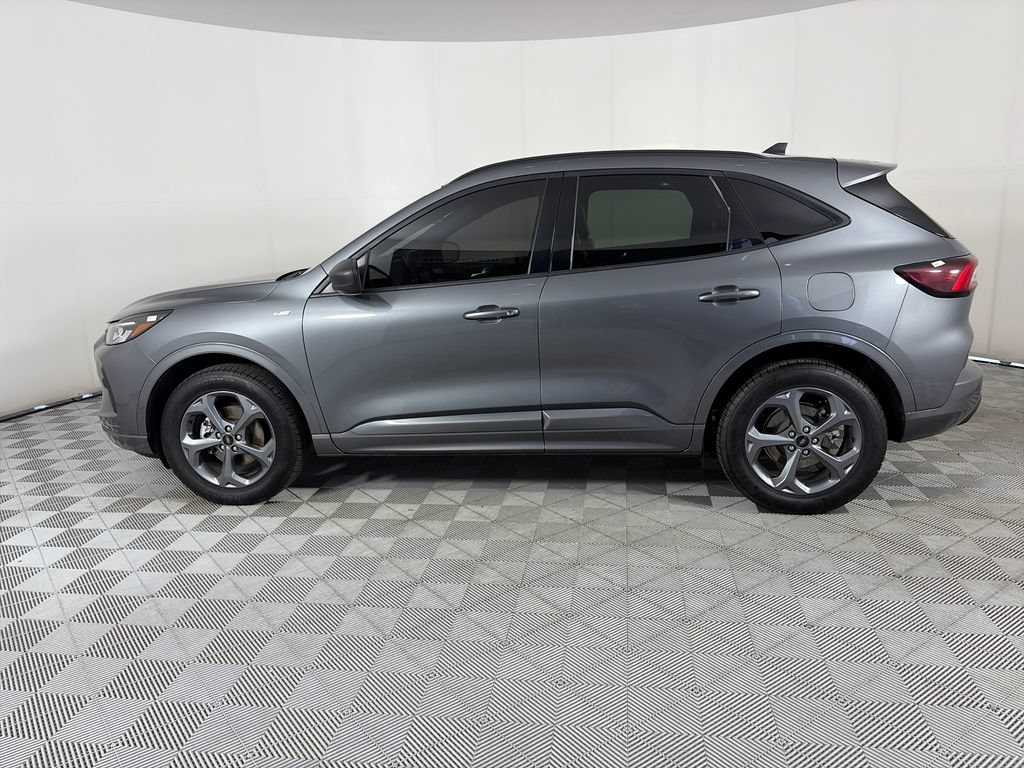 Certified 2024 Ford Escape ST-Line AWD/4WD image 4