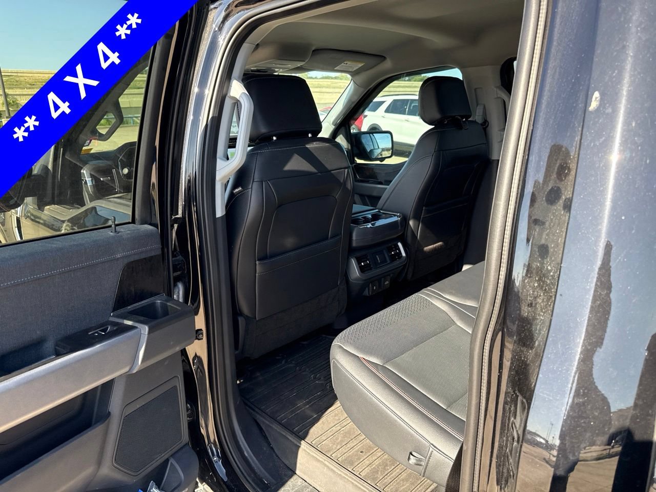 Used 2022 Ford F150 Lariat w/ FX4 Off-Road Package AWD/4WD image 7