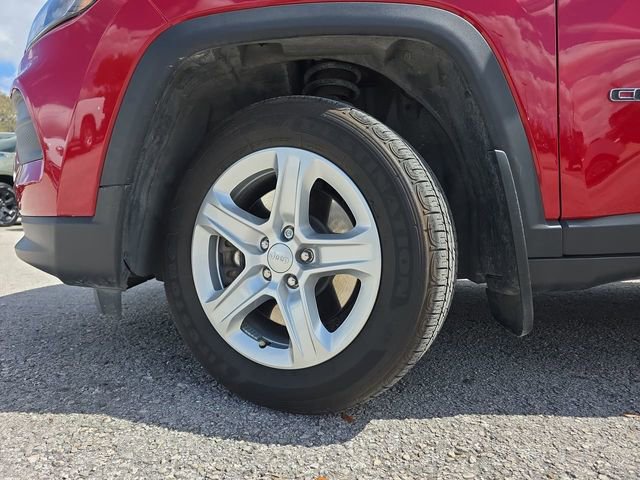 Used 2023 Jeep Compass Sport image 36