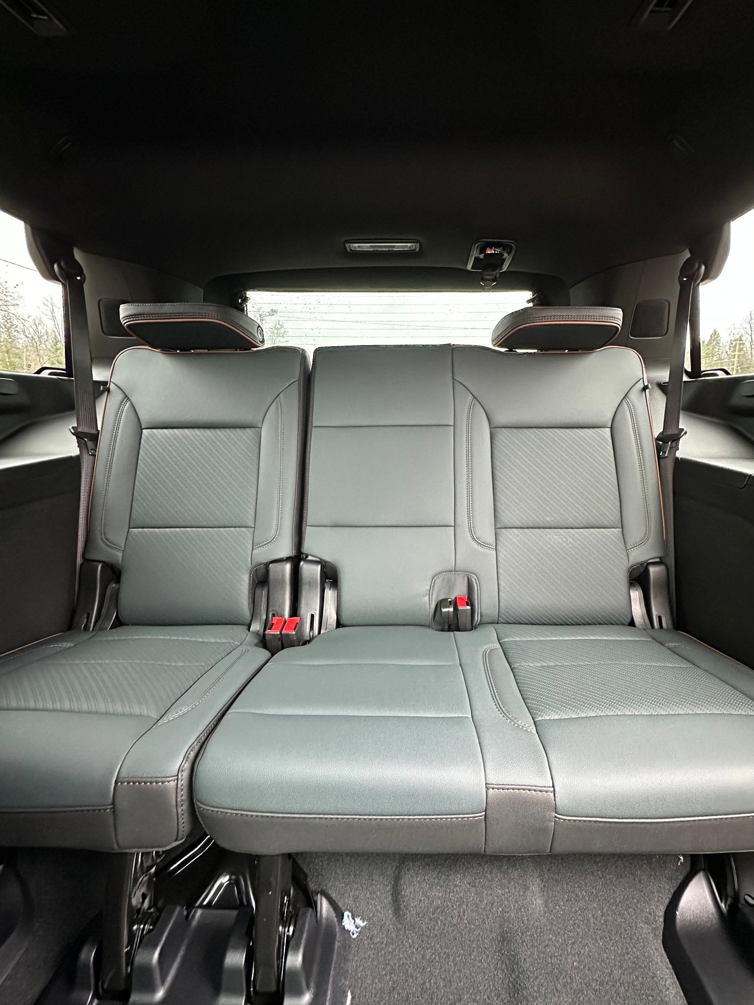 New 2026 GMC Yukon AT4 w/ LPO, Floor Liner Package AWD/4WD image 21