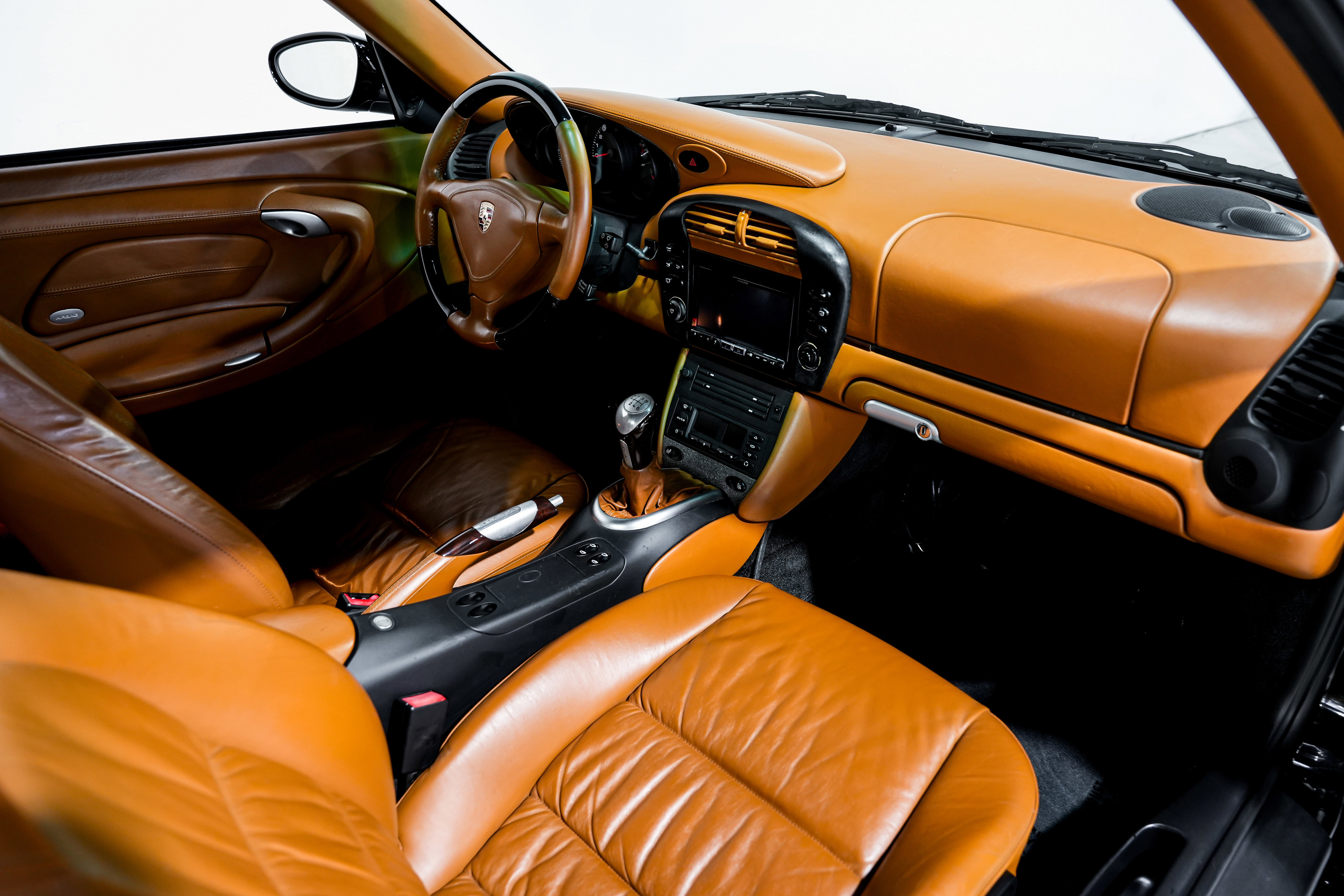 Used 2003 Porsche 911 Turbo image 31