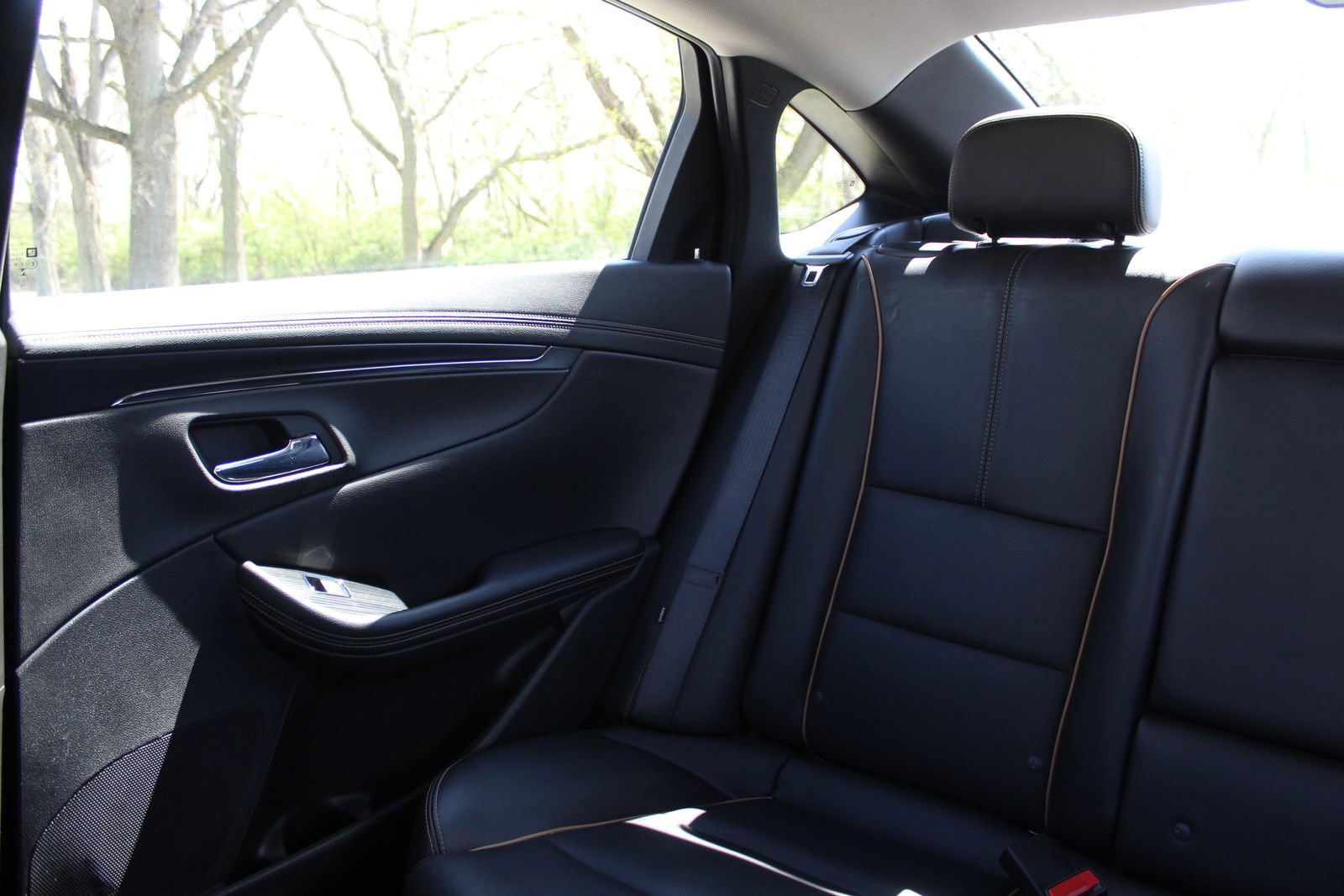 Used 2017 Chevrolet Impala Premier image 12