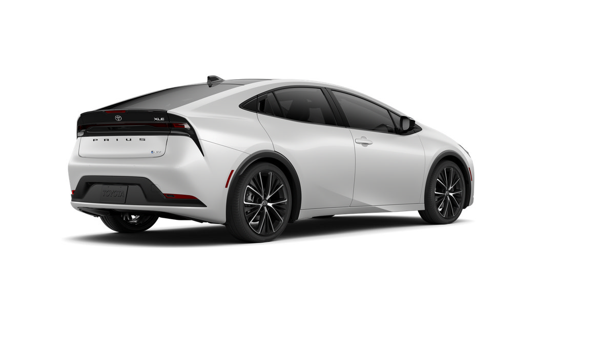 New 2027 Toyota Prius FWD image 10