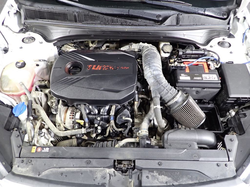 Used 2021 Kia Forte GT FWD image 11