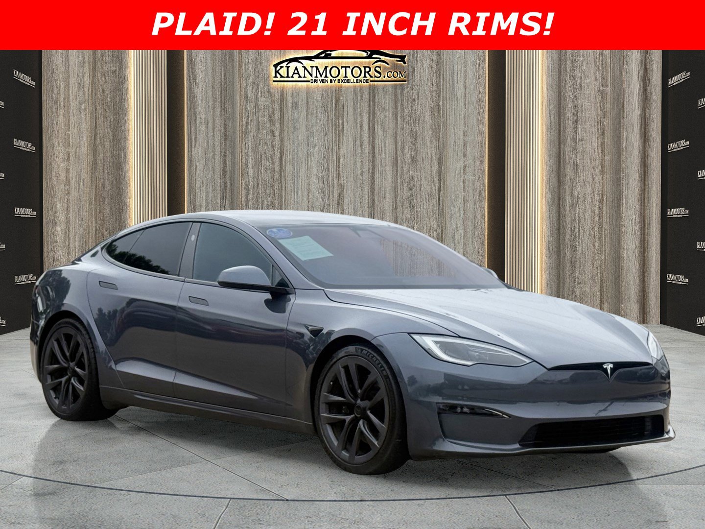 Used 2022 Tesla Model S Plaid AWD/4WD image 1