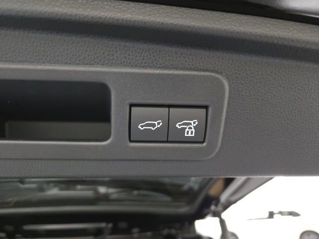New 2026 Toyota 4Runner Limited AWD/4WD image 16