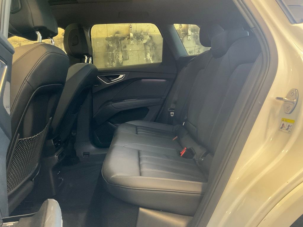 Used 2022 Audi Q4 e-tron Prestige AWD/4WD image 26