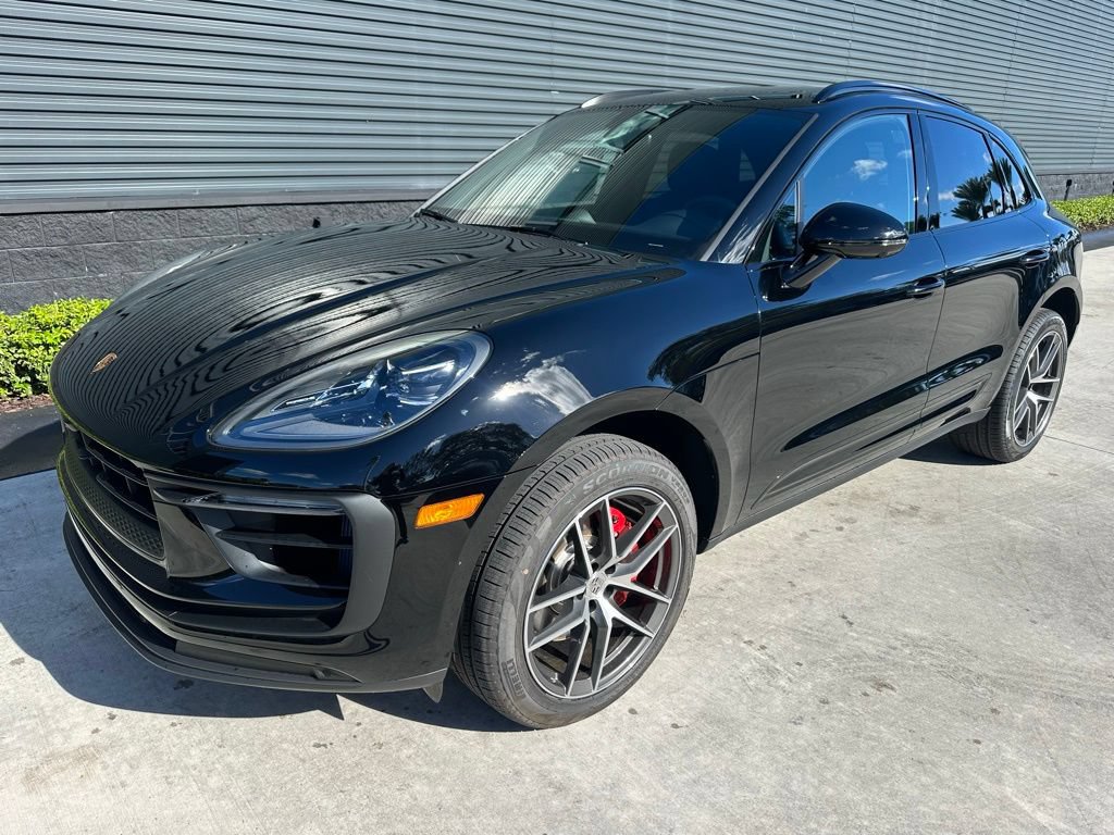 Certified 2026 Porsche Macan S AWD/4WD image 7
