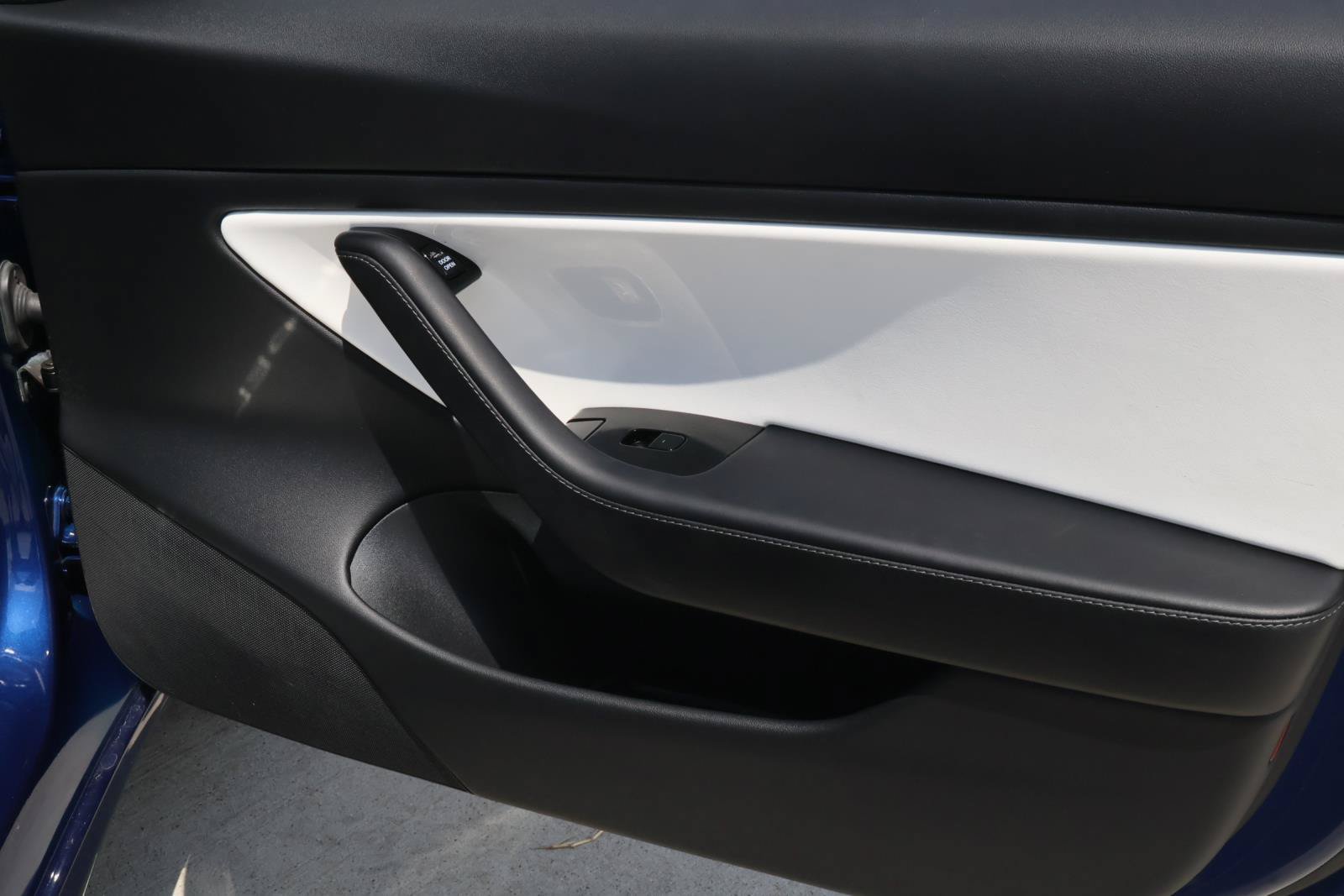 Used 2019 Tesla Model 3 Standard Range RWD image 14
