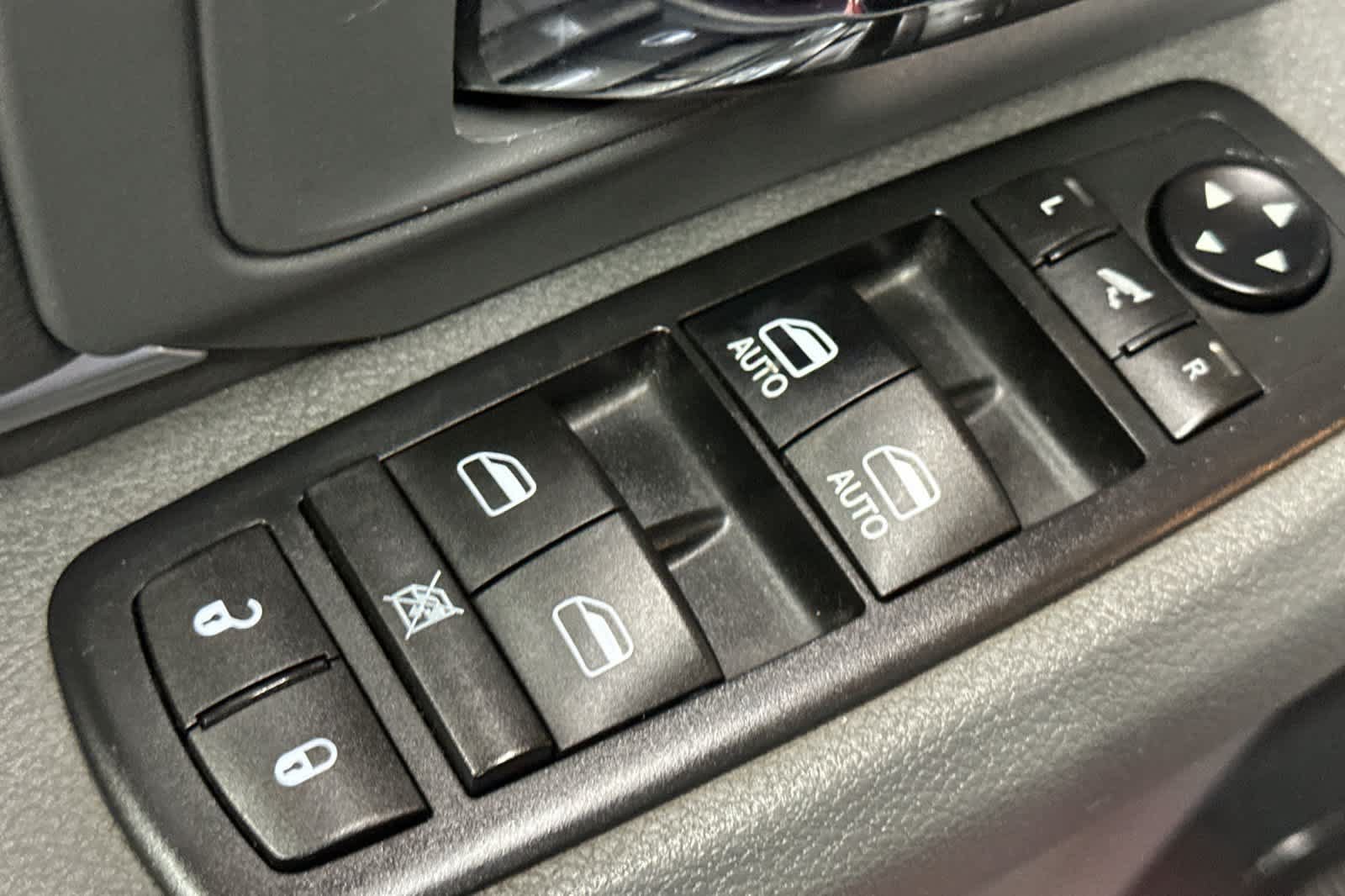 Used 2016 RAM 1500 Big Horn RWD image 13