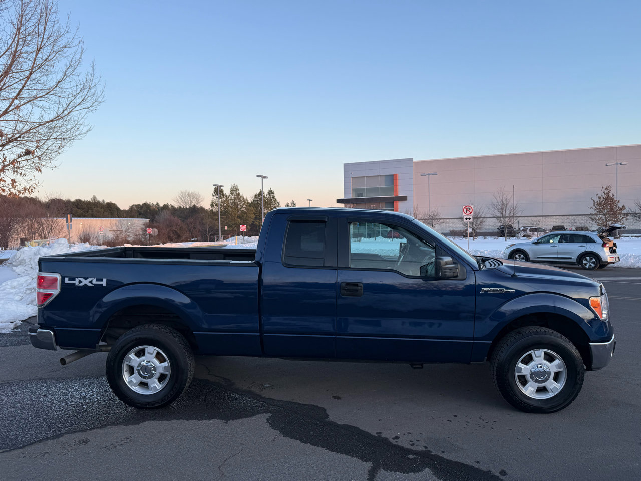 Used 2012 Ford F150 XLT image 12