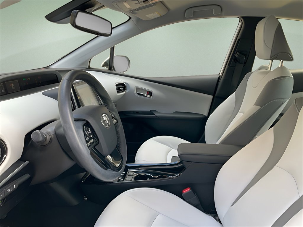 Used 2022 Toyota Prius Prime Limited image 16