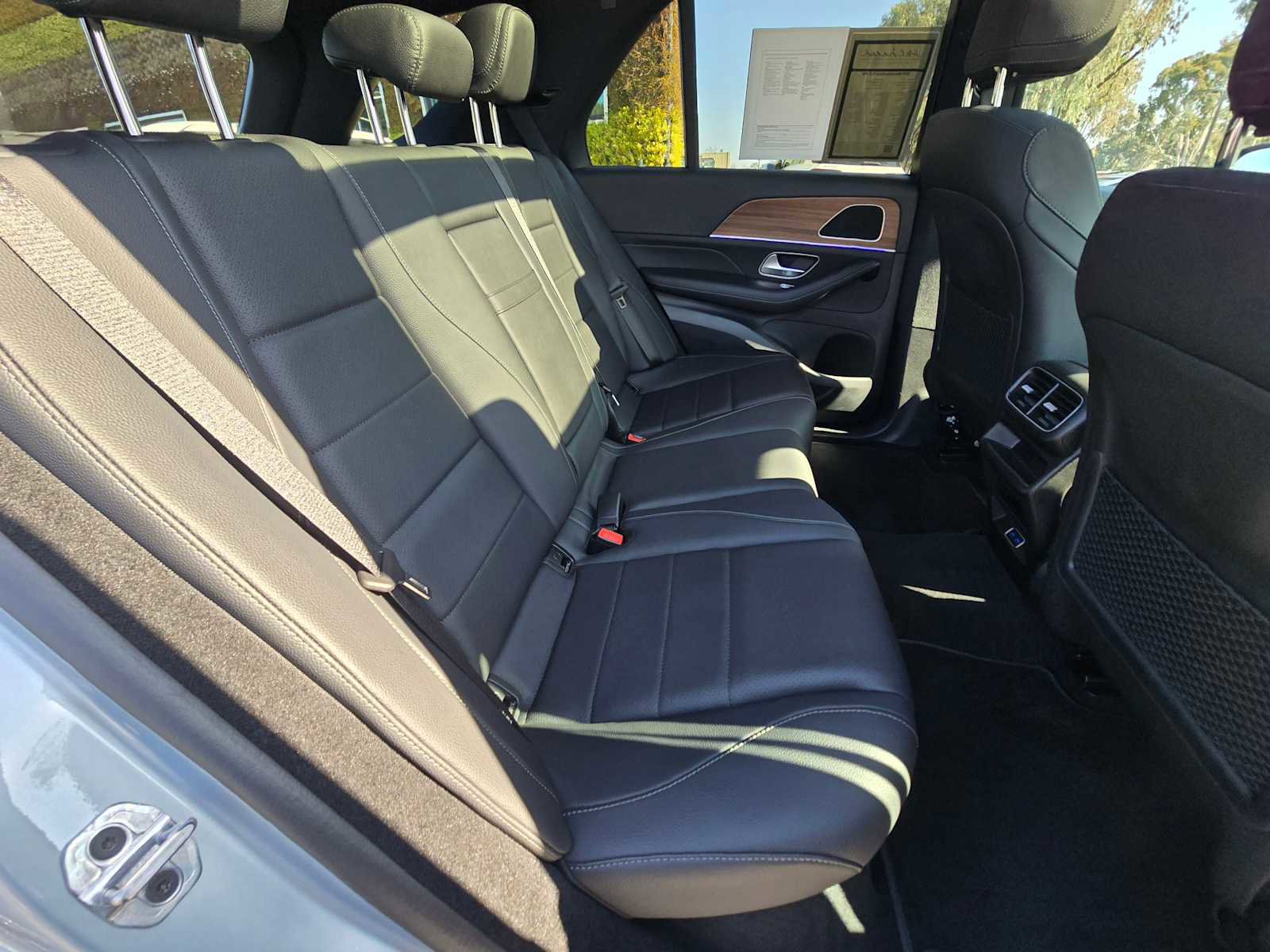 Certified 2025 Mercedes-Benz GLE 450 4MATIC image 14