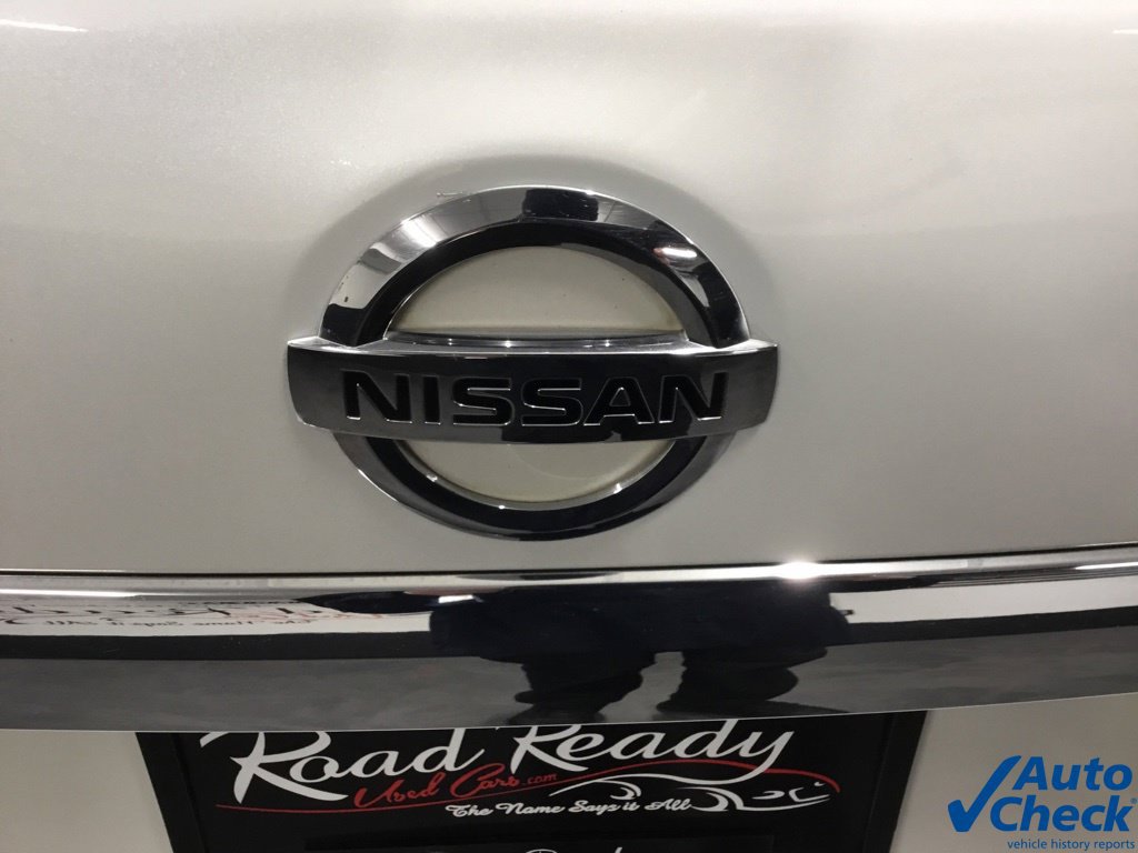 Used 2011 Nissan Quest LE FWD image 15
