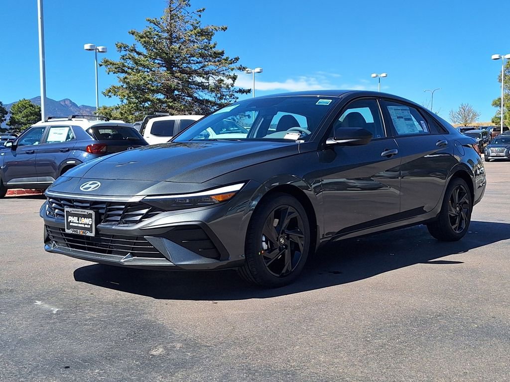 New 2026 Hyundai Elantra Sport image 7