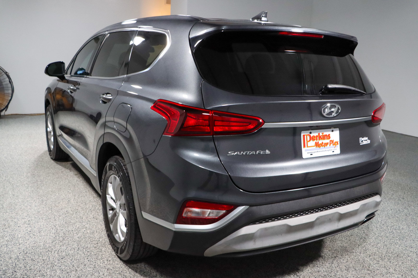 Used 2020 Hyundai Santa Fe SEL w/ Cargo Package FWD image 9